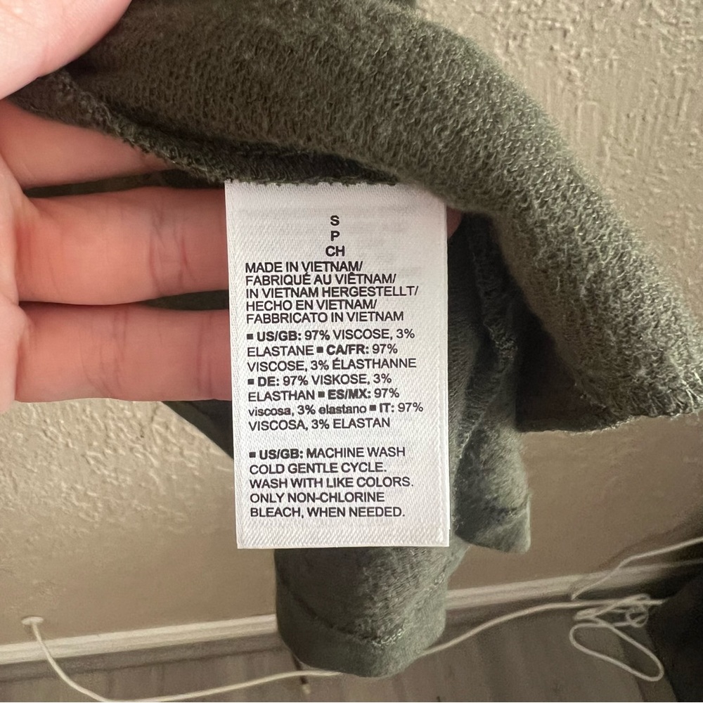 ⭐️ Daily Ritual Green Open-Front Cardigan Sweater - Picture 5 of 5